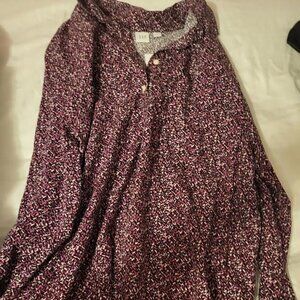 Womens Gap Purple, Black, and White Patterned Button Up Shirt Size M